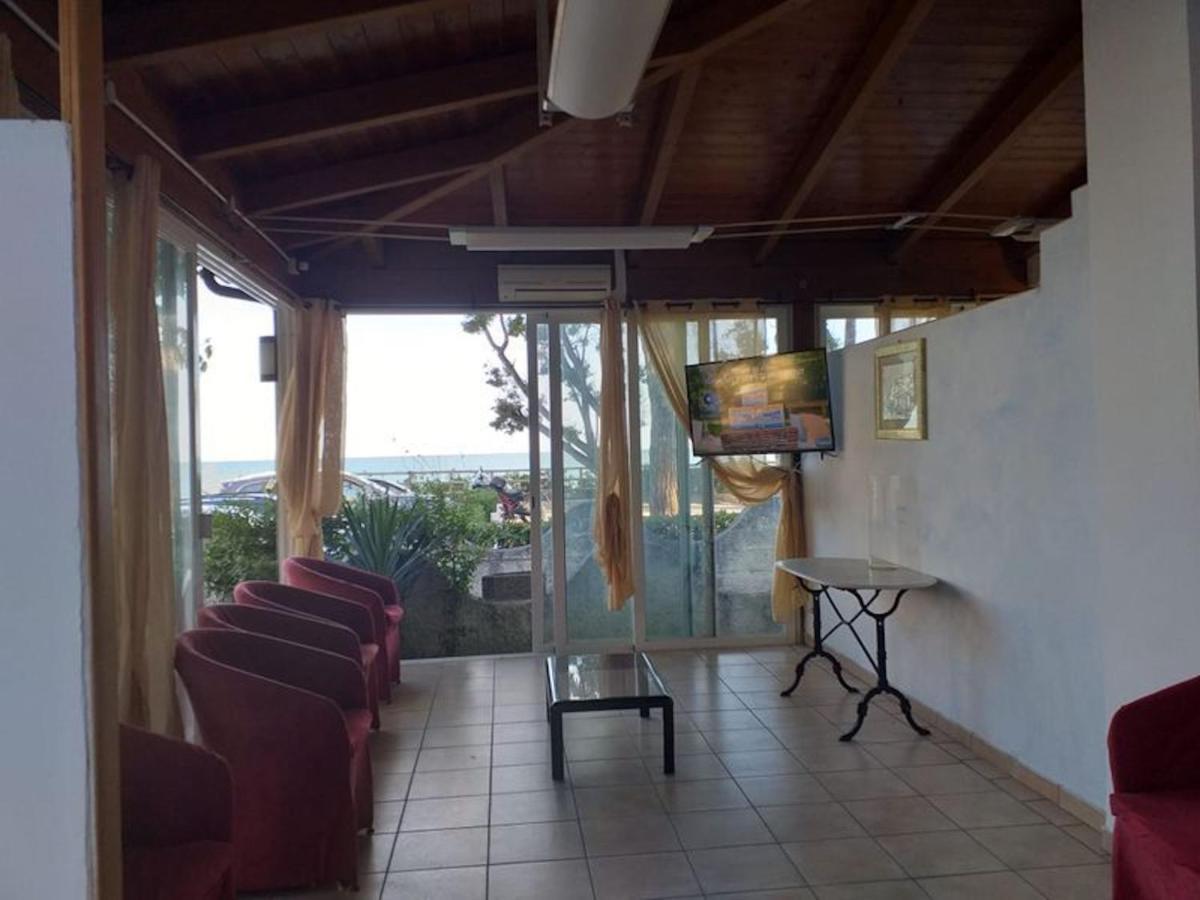 פינטו Room In Bb - Spacious Double Room Beside The Sea מראה חיצוני תמונה